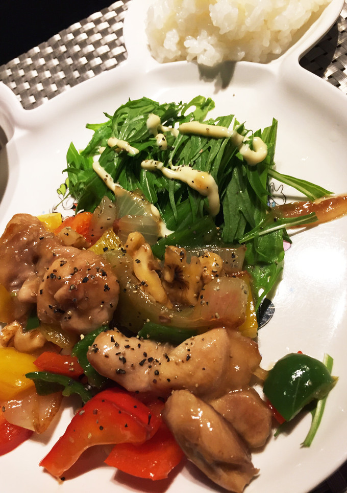 簡単 パプリカと玉ねぎと鶏肉の南国炒め-レシピのメイン写真