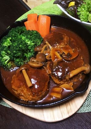 野菜たっぷり煮込みバーグ-レシピのメイン写真