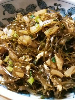 地味だけど美味い切り昆布と大根の炒め煮♪-レシピのメイン写真