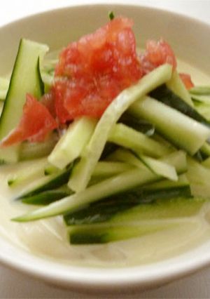 コングクス　きゅうりとトマトの豆乳うどん-レシピのメイン写真