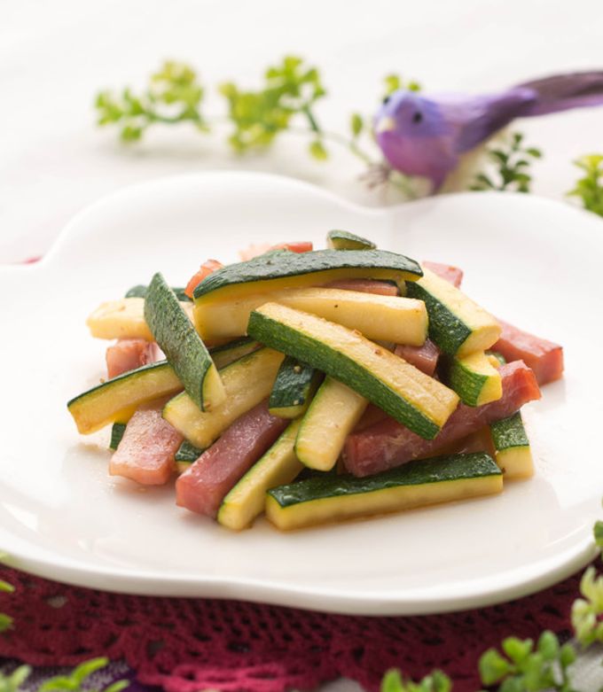 ズッキーニとベーコンのソテー by JAみやざき 【クックパッド】 簡単