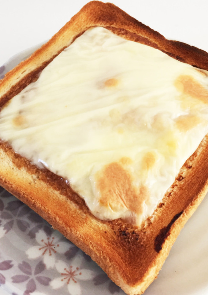 ハムとチーズのお好み焼き風トースト-レシピのメイン写真