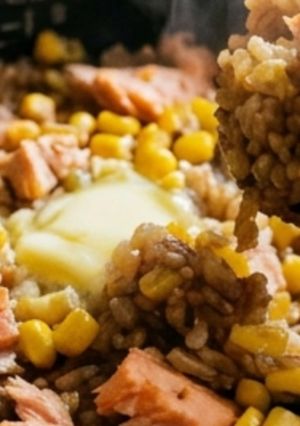 炊飯器で　鮭コーンバターの味噌炊き込み-レシピのメイン写真