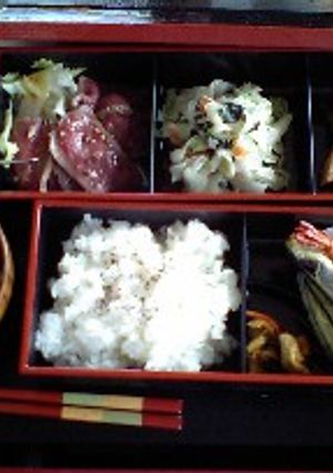 はなびし草のキャベツと韓国海苔のサラダ-レシピのメイン写真