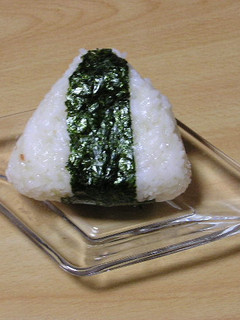 おにぎりに梅昆布茶-レシピのメイン写真