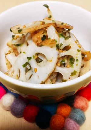お弁当にも☆レンコンの醤油バターきんぴら-レシピのメイン写真