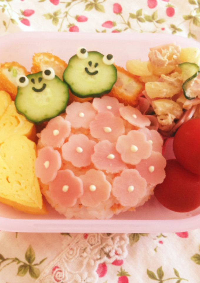 キャラ弁♡梅雨のアジサイとカエルさん-レシピのメイン写真