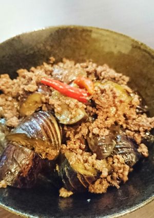 ピリッと美味しい！茄子と挽き肉の炒め煮-レシピのメイン写真