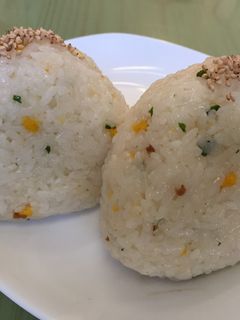 ☆炒飯 梅 おにぎり-レシピのメイン写真