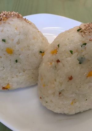 ☆炒飯 梅 おにぎり-レシピのメイン写真