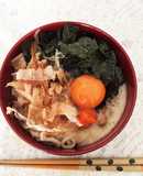 すし酢でさっぱりフワフワ納豆釜玉うどん