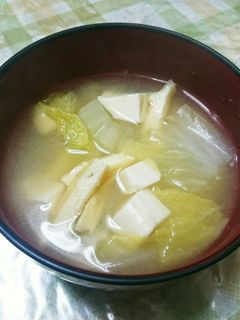 白菜と油揚げと豆腐のお味噌汁☆-レシピのメイン写真