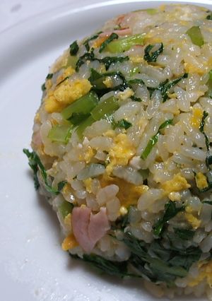 栄養たっぷり！小松菜チャーハン-レシピのメイン写真