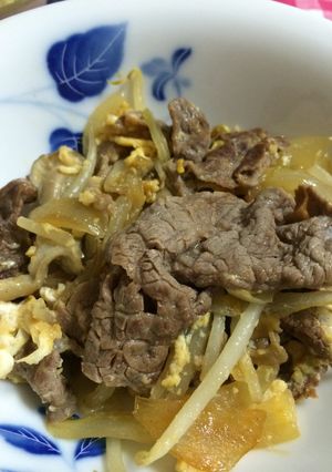 安い牛肉で炒め物(^^)牛丼でもOK。-レシピのメイン写真