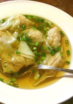 ワンタン　中華風コンソメスープ-レシピのメイン写真