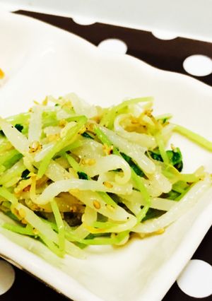 豆苗ともやしの胡麻和え-レシピのメイン写真