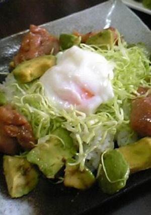ฺカフェごはん風✿ฺ半熟卵の鶏アボカド丼-レシピのメイン写真