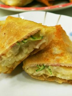 残ったポテトサラダで!簡単うまうま春巻き-レシピのメイン写真