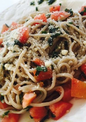 【超簡単】にらとトマトのイタリアン蕎麦-レシピのメイン写真