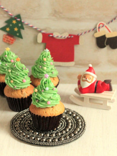 *クリスマスツリー☆ほうじ茶マフィン♪-レシピのメイン写真