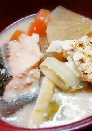 寒い季節に心も体もぽっかぽか❤鮭の粕汁♪-レシピのメイン写真