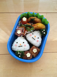 キャラ弁*三角おにぎりさん♪-レシピのメイン写真