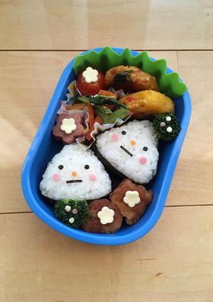 キャラ弁＊三角おにぎりさん♪-レシピのメイン写真