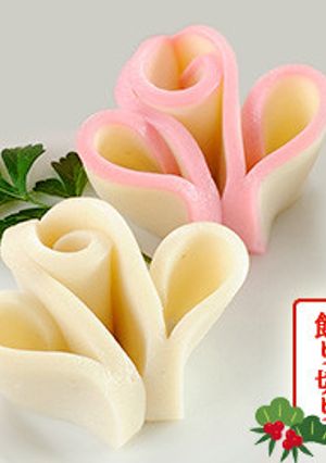 お正月にかまぼこの飾り切り あやめ-レシピのメイン写真