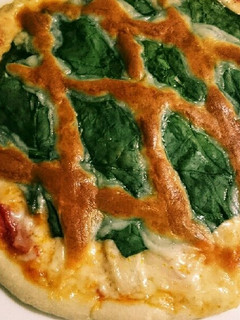 ほうれん草とエリンギ、ベーコンピザ!-レシピのメイン写真