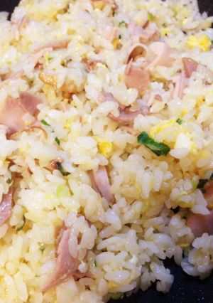 簡単！抜群！ショルダーベーコン炒飯-レシピのメイン写真