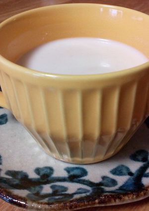 ミルク甘酒は酒粕と水で作る(๑´ڡ`๑-レシピのメイン写真