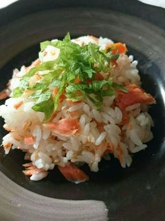 簡単 鮭と大葉のサッパリ混ぜご飯♪-レシピのメイン写真