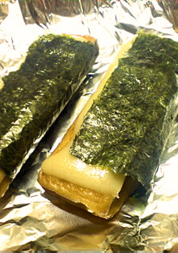 乗っけて焼いて♪さつま揚げの磯部チーズ風-レシピのメイン写真