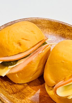ハムチーズとピクルスのサンド-レシピのメイン写真