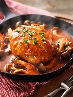 野菜ジュースで味わい◎!煮込みハンバーグ-レシピのメイン写真