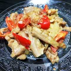 รูปของ 鶏肉せせりと玉ねぎのマヨポン酢炒め