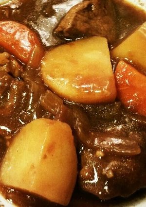 市販ルーでも驚きのこく！ビーフシチュー-レシピのメイン写真