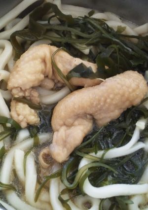 しゃきしゃき旨！鶏皮と細切り昆布のうどん-レシピのメイン写真