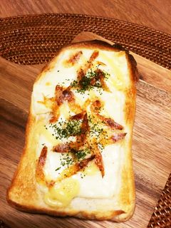 桜エビのチーズトースト-レシピのメイン写真