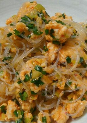 鶏ひき肉でピリ辛春雨炒め-レシピのメイン写真