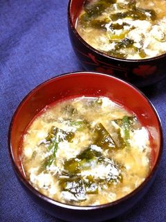 簡単!わかめと卵のお味噌汁-レシピのメイン写真