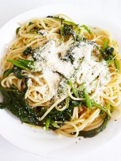 ほうれん草とパルメザンチーズのパスタ-レシピのメイン写真