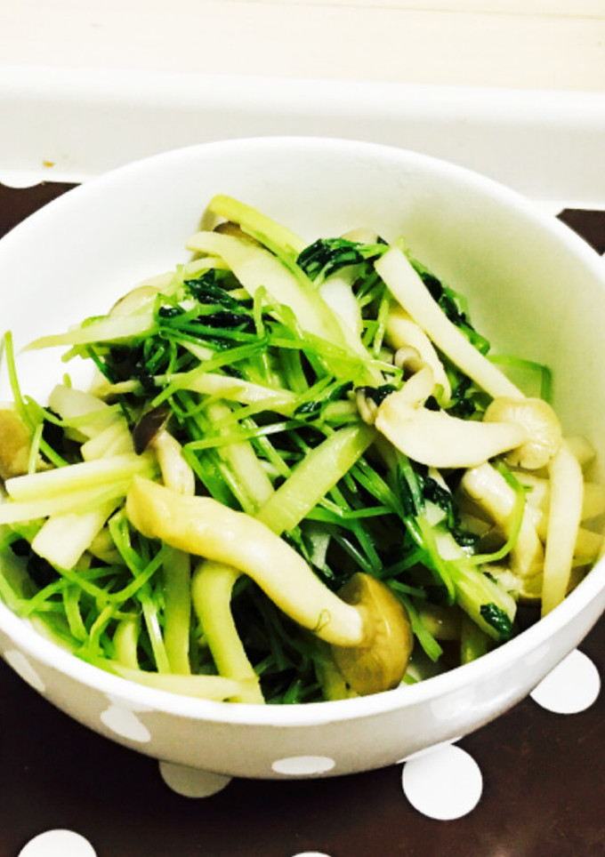 豆苗と大根の皮のオイスターソース炒め-レシピのメイン写真