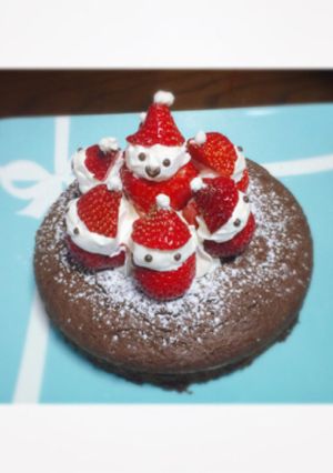 クリスマス☆苺のサンタonガトーショコラ-レシピのメイン写真
