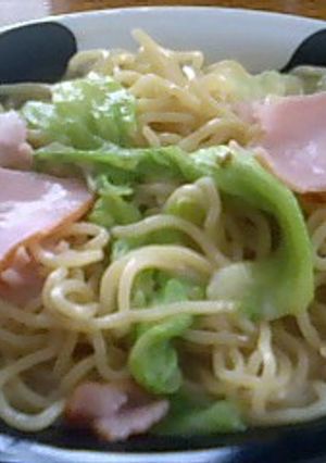 超カンタン!!とんこつ焼きラーメン★-レシピのメイン写真