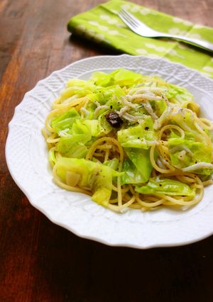 しらすとキャベツのペペロンチーノ-レシピのメイン写真