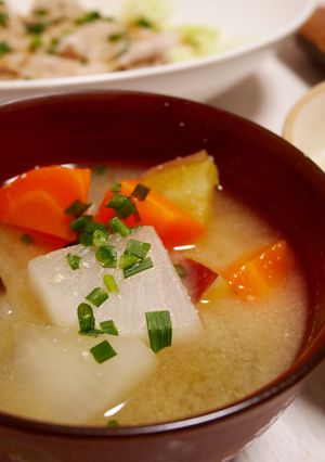 超簡単！さつまいもの甘〜いお味噌汁！-レシピのメイン写真