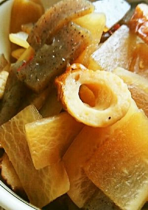 大根とこんにゃくとちくわの炒め煮-レシピのメイン写真