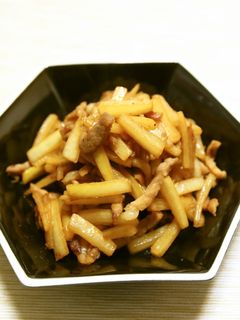 大根の皮利用!大根の皮と豚肉の炒め物-レシピのメイン写真