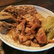 たっぷり舞茸と白葱の簡単鶏肉豆腐